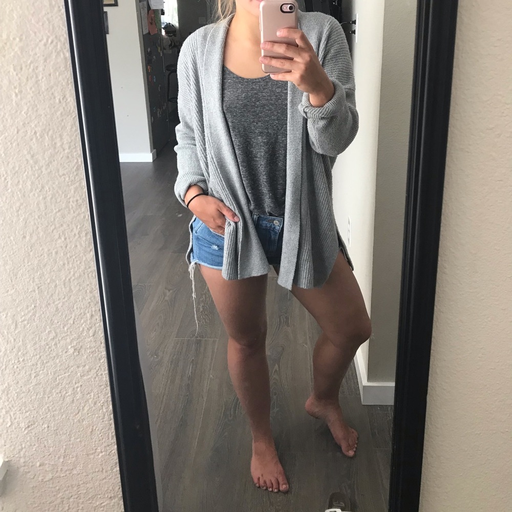 Grey baggy sweater / cardigan